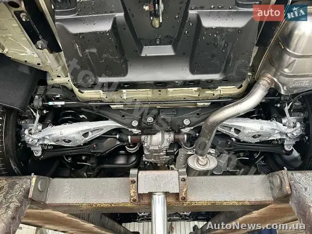 2024 Honda CRV, VIN 2HKRS6H78RH209444 — zdjęcie 43 (autoria)
