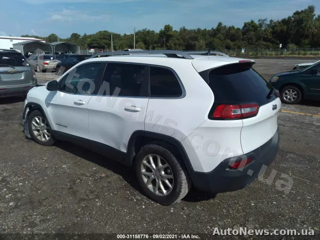 2016 Jeep Cherokee, VIN 1C4PJLCB0HW522680, nr rej. АХ8310МК — zdjęcie 3 (iaai)