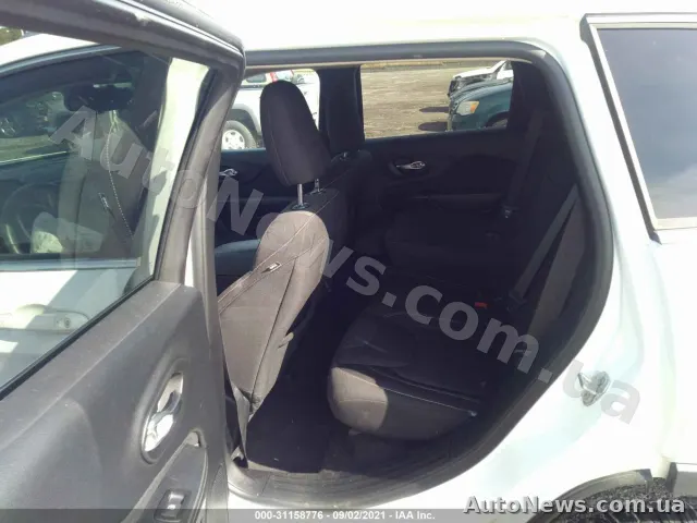 2016 Jeep Cherokee, VIN 1C4PJLCB0HW522680, nr rej. АХ8310МК — zdjęcie 8 (iaai)
