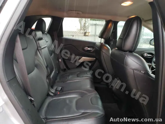 2017 Jeep Cherokee — photo 6 (copart)
