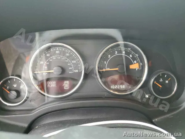 2014 Jeep Compass — photo 9 (copart)