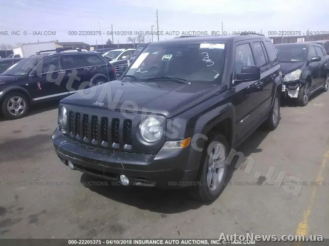 2017 Jeep Patriot — photo 2 (iaai)