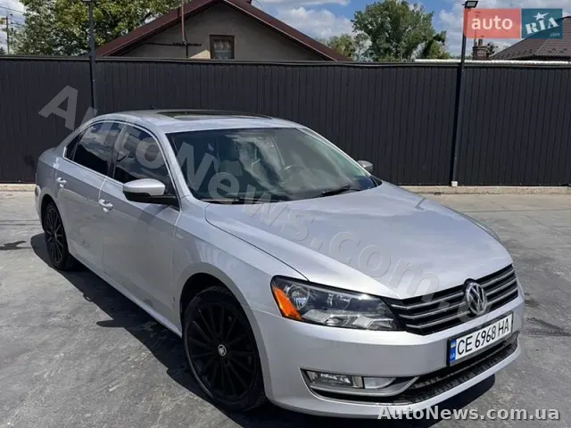 2013 Volkswagen Passat, VIN 1VWBN7A34DC129081, nr rej. СЕ6968НА — zdjęcie 1 (autoria)