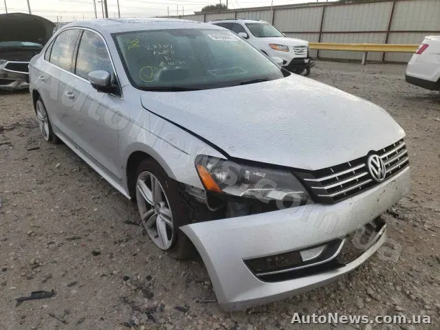 2013 Volkswagen Passat, VIN 1VWBN7A34DC129081, nr rej. СЕ6968НА — zdjęcie 1 (copart)