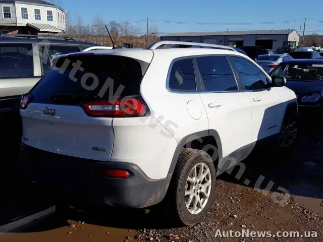 2015 Jeep Cherokee L — фото 4 (copart)