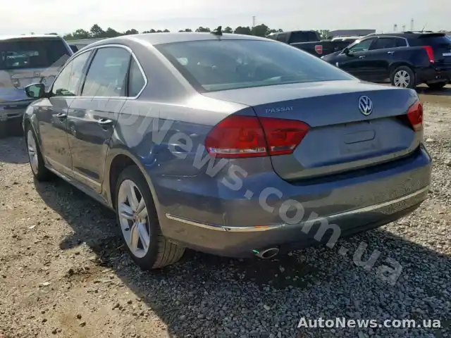 2015 Volkswagen Passat, VIN 1VWBV7A37FC072149, держномер ВІ6753ІО — фото 3 (copart)