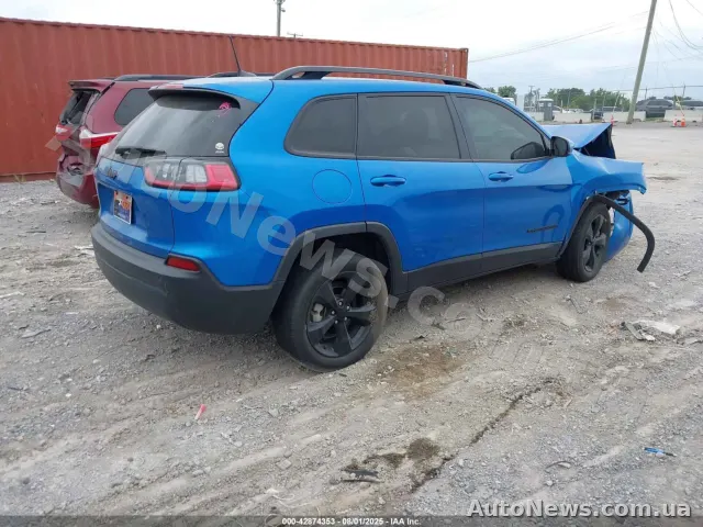2021 Jeep Cherokee — zdjęcie 4 (iaai)