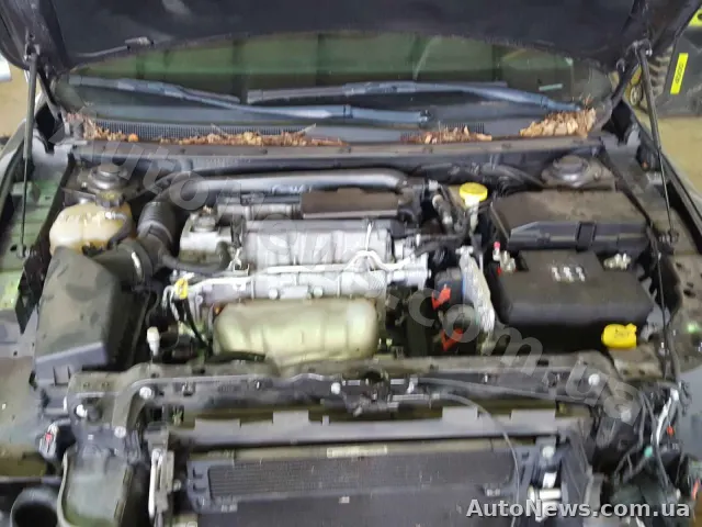 2015 Chrysler 200 — photo 7 (copart)