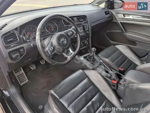 2014 Volkswagen Golf GTI, VIN 3VW5T7AU1FM002527, держномер ВМ6003ЕО — фото 15 (autoria)