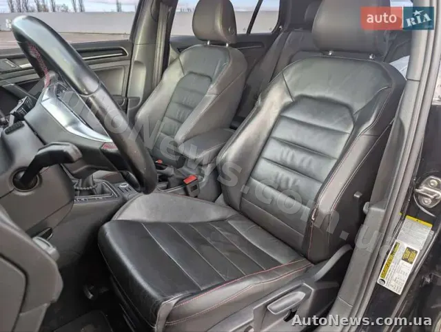 2014 Volkswagen Golf GTI, VIN 3VW5T7AU1FM002527, держномер ВМ6003ЕО — фото 17 (autoria)