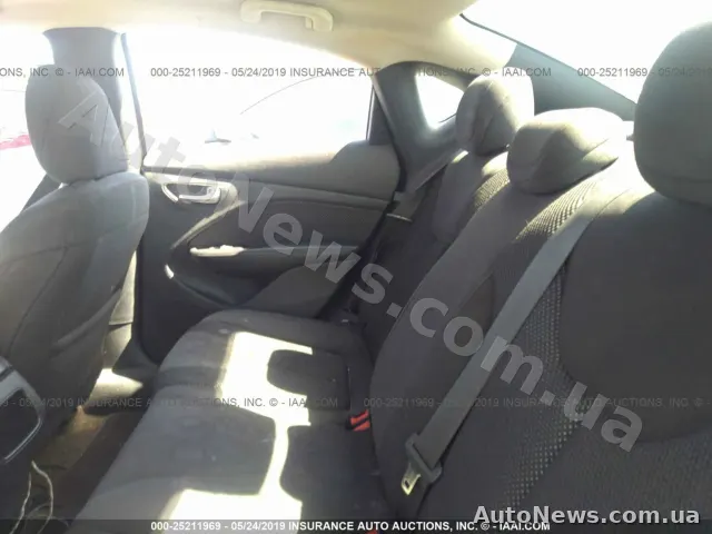 2014 Dodge Dart — photo 8 (iaai)
