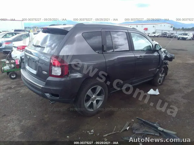 2016 Jeep Compass — zdjęcie 4 (iaai)