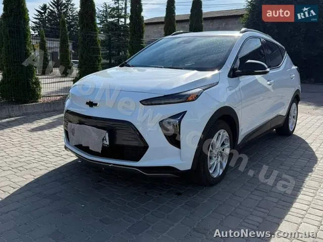 2023 Chevrolet Bolt EUV, VIN 1G1FY6S07P4148287 — zdjęcie 1 (autoria)