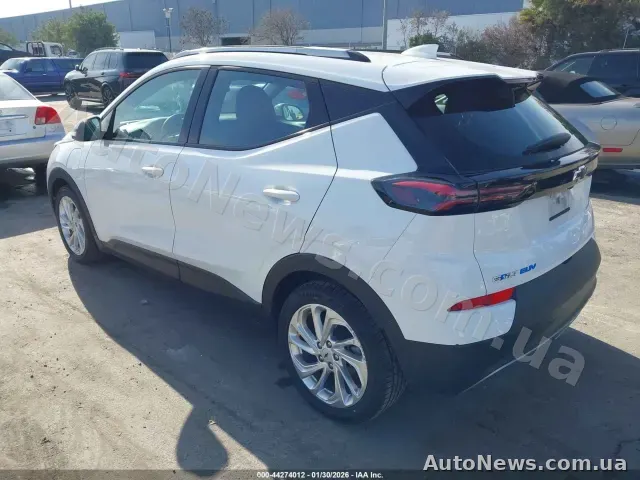 2023 Chevrolet Bolt EUV, VIN 1G1FY6S07P4148287 — zdjęcie 3 (iaai)