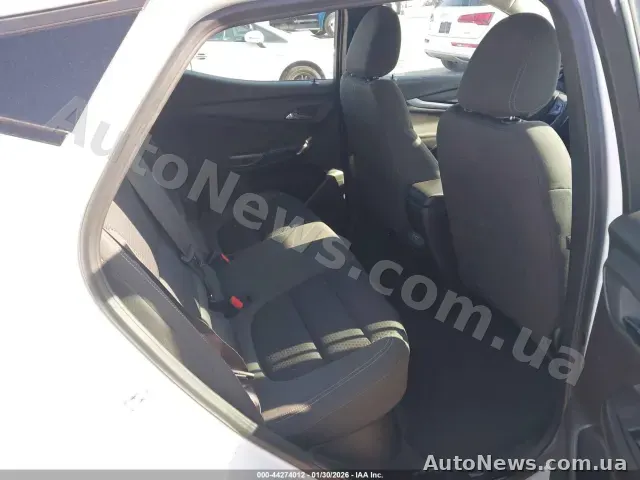 2023 Chevrolet Bolt EUV, VIN 1G1FY6S07P4148287 — zdjęcie 8 (iaai)