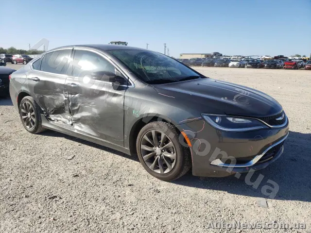 2015 Chrysler 200 — photo 9 (copart)