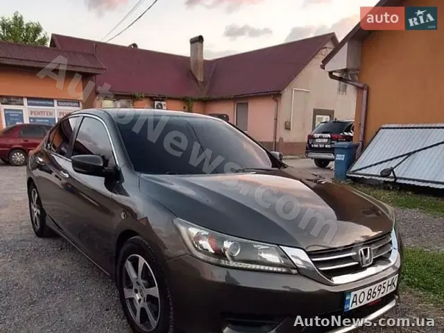 2014 Honda Accord, VIN 1HGCR2F31EA085790, держномер АО8695НК — фото 16 (autoria)