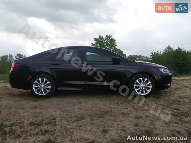 2015 Chrysler 200 — zdjęcie 1 (autoria)
