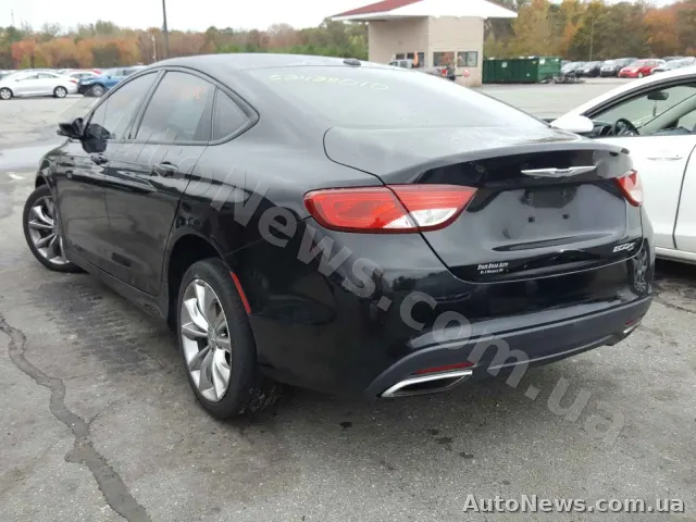 2015 Chrysler 200 — zdjęcie 3 (copart)