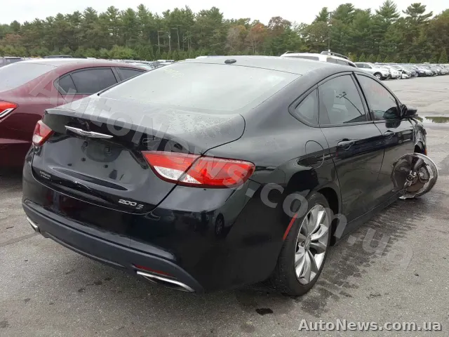 2015 Chrysler 200 — zdjęcie 4 (copart)