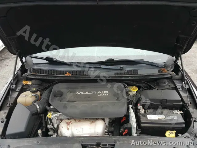 2015 Chrysler 200 — zdjęcie 7 (copart)