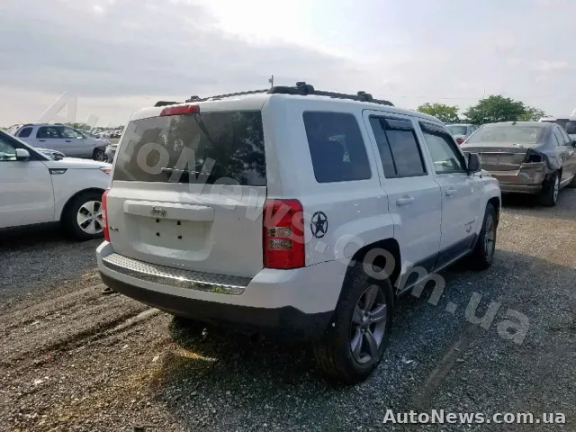 2014 Jeep Patriot LA — photo 4 (copart)