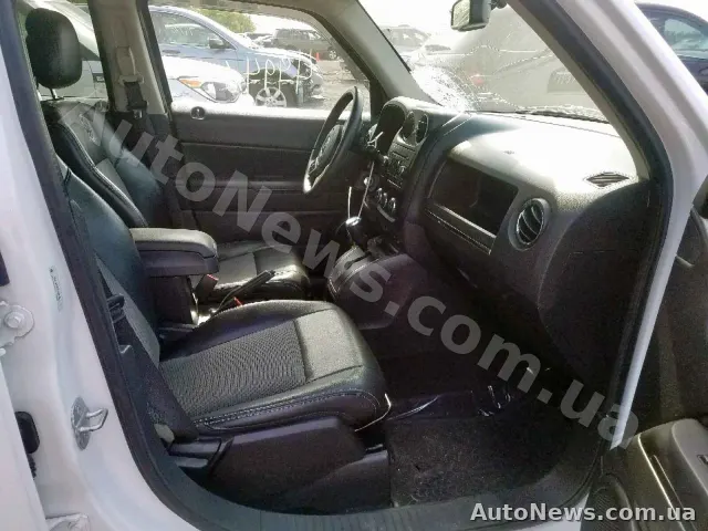 2014 Jeep Patriot LA — photo 5 (copart)