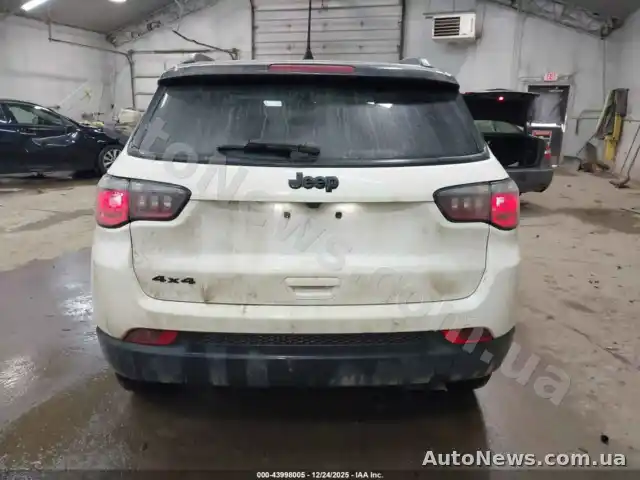 2021 Jeep Compass, VIN 3C4NJDBB0MT512620 — photo 16 (iaai)