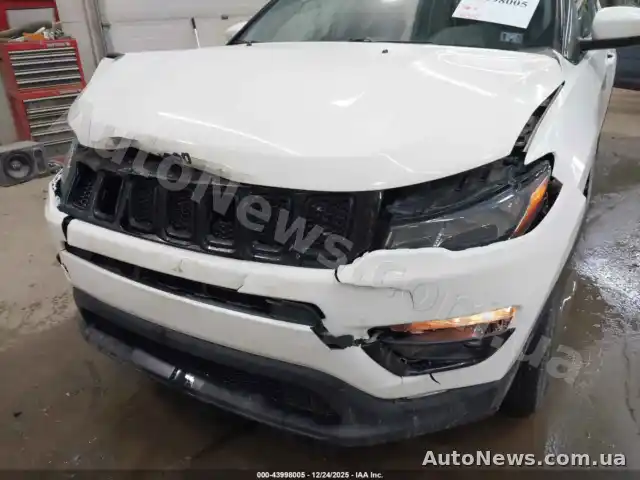 2021 Jeep Compass, VIN 3C4NJDBB0MT512620 — photo 17 (iaai)
