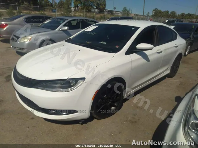 2015 Chrysler 200 — фото 2 (iaai)