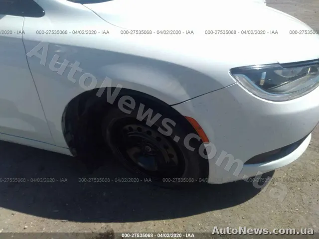 2015 Chrysler 200 — фото 6 (iaai)