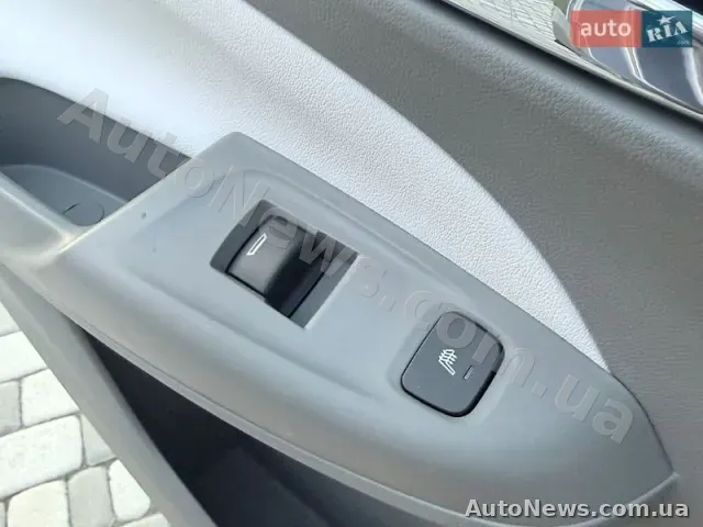 2021 Chevrolet Bolt, VIN 1G1FZ6S09N4116452 — zdjęcie 9 (autoria)