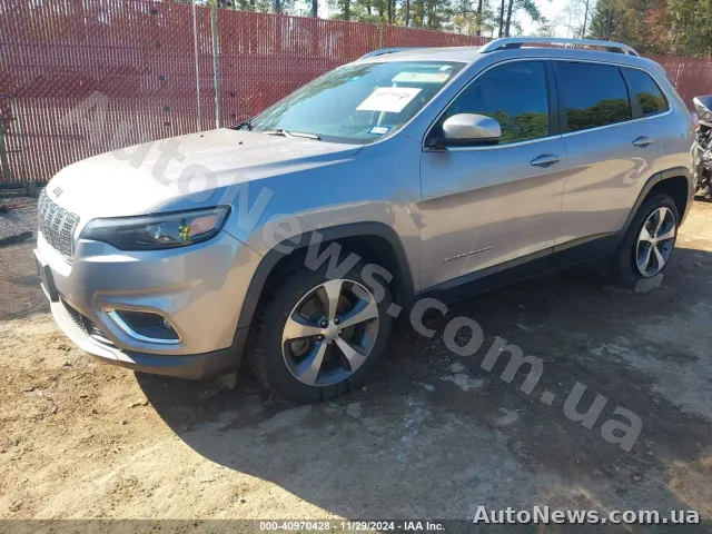 2020 Jeep Cherokee — photo 2 (iaai)
