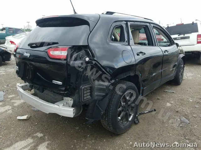 2015 Jeep Cherokee, VIN 1C4PJMCB2FW708918, nr rej. АХ2917РА — zdjęcie 4 (copart)