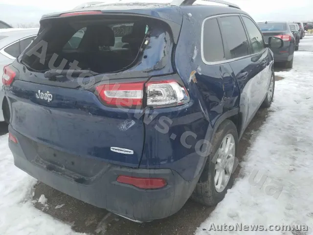 2017 Jeep Cherokee, VIN 1C4PJLLXXJD519895, nr rej. ВМ6210ЕІ — zdjęcie 9 (copart)