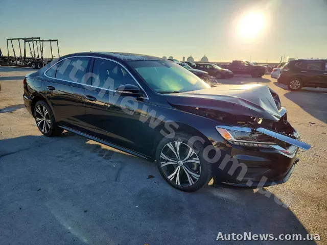 2021 Volkswagen Passat, VIN 1VWSA7A34MC002567 — фото 4 (copart)