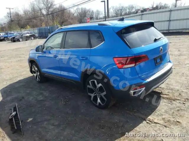 2022 Volkswagen Taos SEL, VIN 3VVJX7B21NM059720, госномер ВІ5574ІВ — фото 2 (copart)