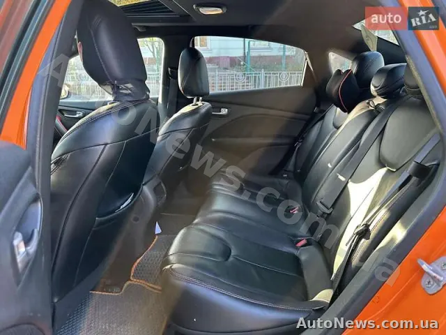 2014 Dodge Dart — фото 26 (autoria)
