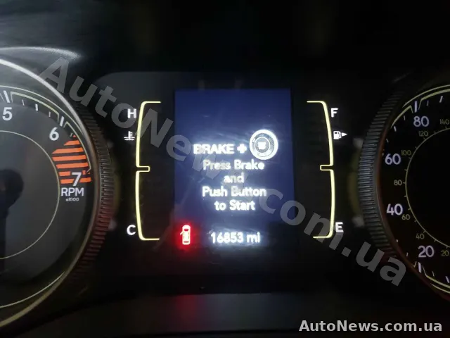 2019 Jeep Cherokee, VIN 1C4PJLLB2KD448407, nr rej. АО6655АХ — zdjęcie 8 (copart)