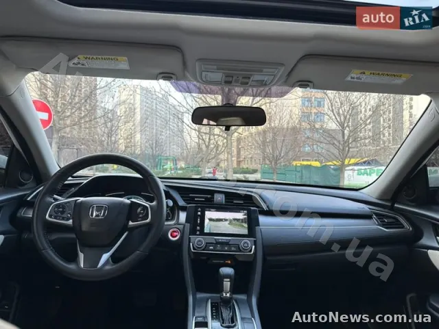 2017 Honda Civic — photo 18 (autoria)