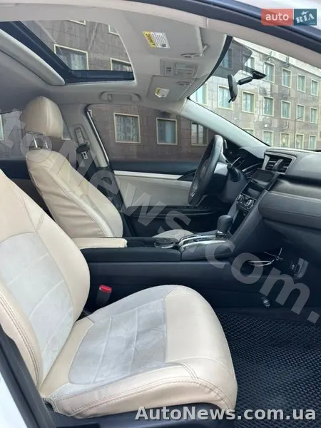 2017 Honda Civic — photo 20 (autoria)