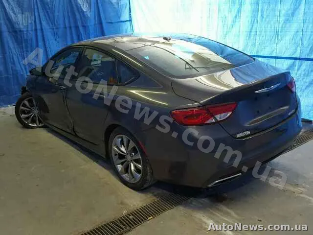 2015 Chrysler 200 — zdjęcie 3 (copart)