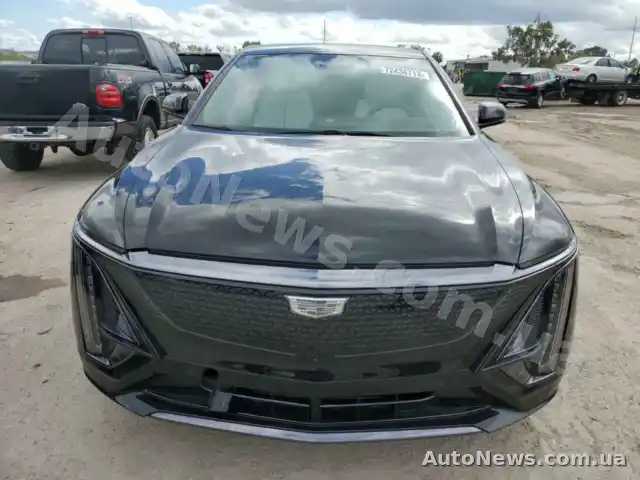 2023 Cadillac Lyriq Spor, VIN 1GYKPTRK1RZ101092 — zdjęcie 5 (copart)