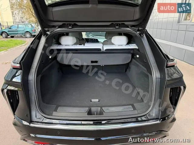 2023 Cadillac Lyriq Spor, VIN 1GYKPTRK1RZ101092 — photo 11 (autoria)