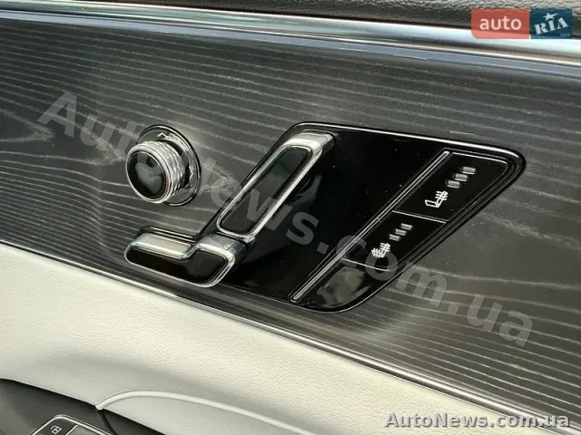 2023 Cadillac Lyriq Spor, VIN 1GYKPTRK1RZ101092 — photo 17 (autoria)