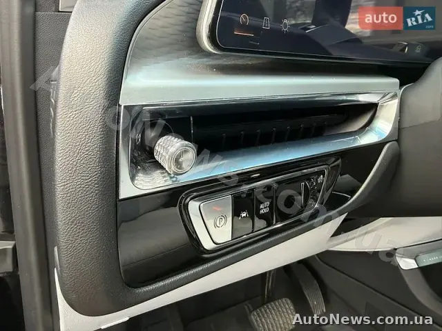 2023 Cadillac Lyriq Spor, VIN 1GYKPTRK1RZ101092 — photo 24 (autoria)