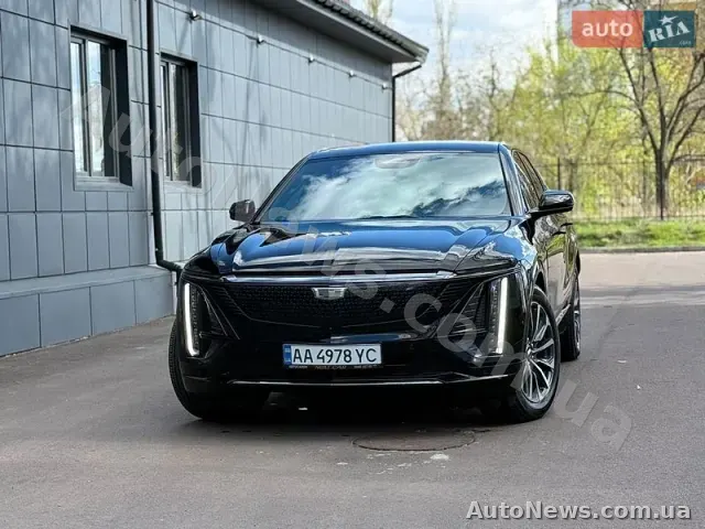 2023 Cadillac Lyriq Spor, VIN 1GYKPTRK1RZ101092 — photo 46 (autoria)