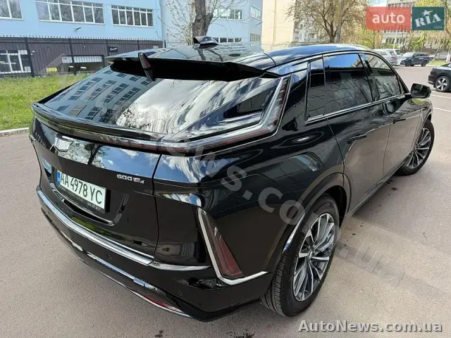 2023 Cadillac Lyriq Spor, VIN 1GYKPTRK1RZ101092 — photo 50 (autoria)