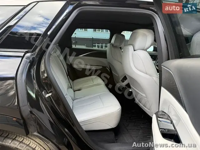 2023 Cadillac Lyriq Spor, VIN 1GYKPTRK1RZ101092 — photo 56 (autoria)