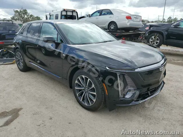 2023 Cadillac Lyriq Spor, VIN 1GYKPTRK1RZ101092 — photo 4 (copart)